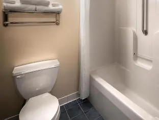 Western Clearlake Plaza Hotel