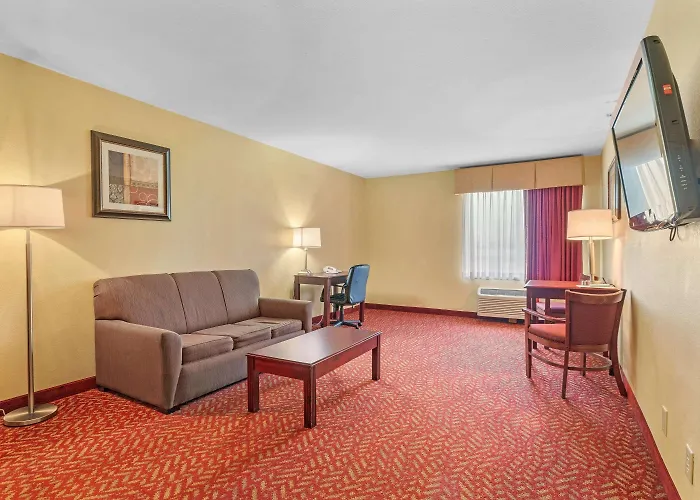 Western Clearlake Plaza Hotel