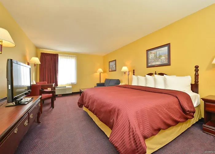 Western Clearlake Plaza Hotel 3*